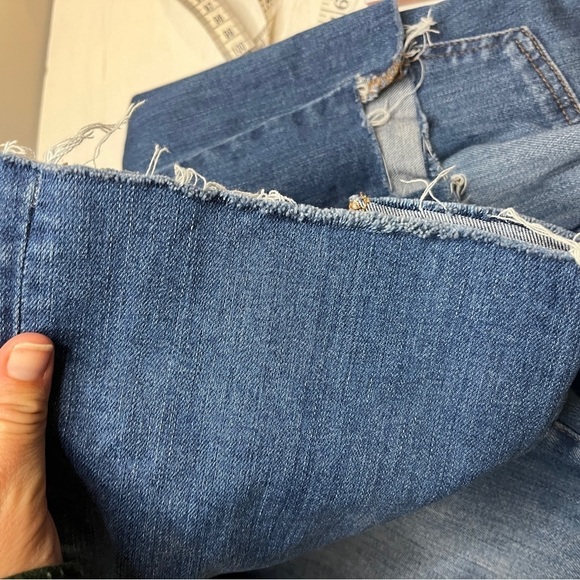 Madewell Cali Demi Boot Notch Split Back Raw Hem Jeans Sz 26 - Picture 8 of 12